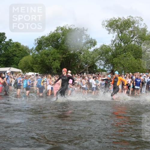 21.06.2026 - Viking Triathlon Michael Strokosch http://msf.ph/oto/9842233 21.06.2026 10:02:53 Schwimmen 20, 64, 73, 111, 171, 219, 315, 530, 553, 634 meine-sportfotos.de