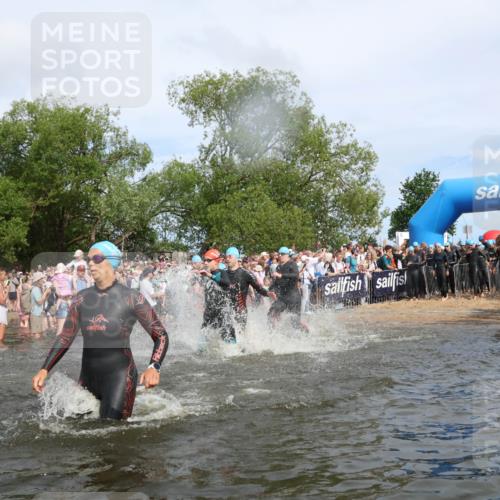 21.06.2026 - Viking Triathlon Michael Strokosch http://msf.ph/oto/9842292 21.06.2026 10:03:03 Schwimmen 49, 80, 82, 111, 199, 200, 233, 395, 404, 407, 475, 530, 545, 546, 612 meine-sportfotos.de