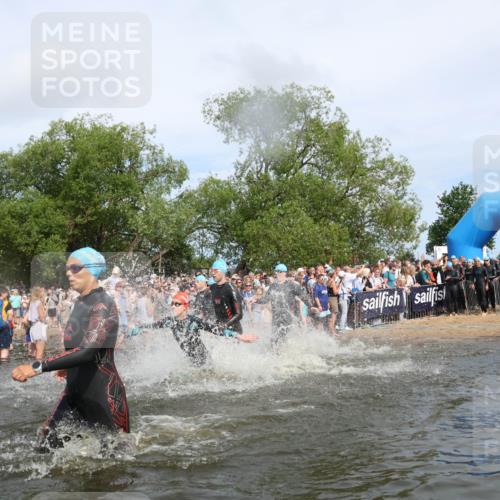 21.06.2026 - Viking Triathlon Michael Strokosch http://msf.ph/oto/9842294 21.06.2026 10:03:03 Schwimmen 49, 80, 82, 111, 199, 200, 233, 395, 404, 407, 475, 530, 545, 546, 612 meine-sportfotos.de