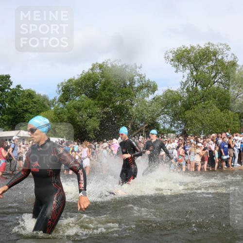 21.06.2026 - Viking Triathlon Michael Strokosch http://msf.ph/oto/9842298 21.06.2026 10:03:04 Schwimmen 49, 80, 82, 199, 200, 233, 348, 356, 395, 404, 407, 475, 545, 546, 612 meine-sportfotos.de