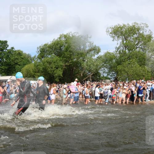 21.06.2026 - Viking Triathlon Michael Strokosch http://msf.ph/oto/9842303 21.06.2026 10:03:05 Schwimmen 49, 80, 82, 199, 200, 233, 348, 356, 395, 404, 407, 475, 545, 546, 612 meine-sportfotos.de