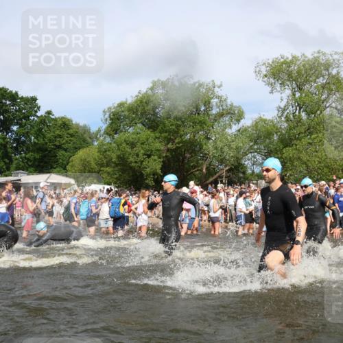 21.06.2026 - Viking Triathlon Michael Strokosch http://msf.ph/oto/9842334 21.06.2026 10:03:10 Schwimmen 49, 68, 80, 82, 170, 199, 200, 208, 348, 352, 356, 404, 467, 545, 612 meine-sportfotos.de