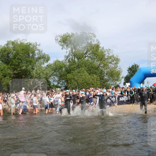 21.06.2026 - Viking Triathlon Michael Strokosch http://msf.ph/oto/9842350 21.06.2026 10:03:13 Schwimmen 49, 58, 68, 80, 82, 170, 199, 200, 202, 208, 348, 352, 356, 404, 419, 455, 467, 487, 545, 612 meine-sportfotos.de