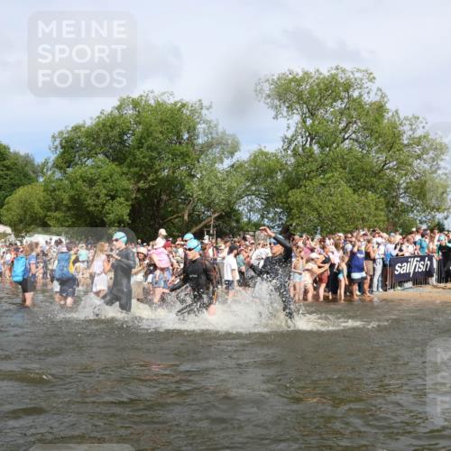 21.06.2026 - Viking Triathlon Michael Strokosch http://msf.ph/oto/9842359 21.06.2026 10:03:15 Schwimmen 49, 58, 68, 170, 200, 202, 208, 348, 352, 356, 404, 419, 455, 467, 487 meine-sportfotos.de