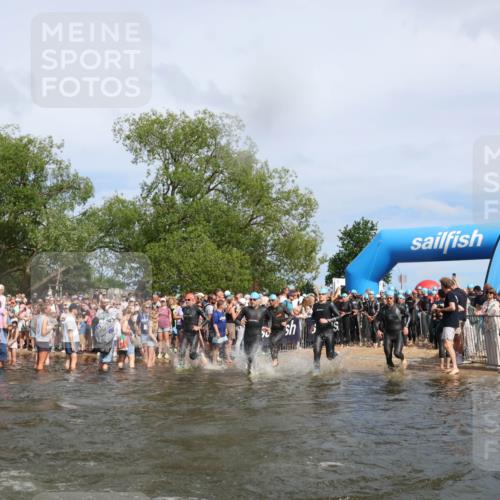 21.06.2026 - Viking Triathlon Michael Strokosch http://msf.ph/oto/9842401 21.06.2026 10:03:22 Schwimmen 58, 68, 84, 118, 170, 202, 208, 328, 352, 364, 419, 455, 467, 487, 556, 667 meine-sportfotos.de
