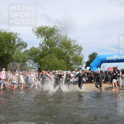 21.06.2026 - Viking Triathlon Michael Strokosch http://msf.ph/oto/9842404 21.06.2026 10:03:23 Schwimmen 58, 68, 84, 118, 143, 202, 303, 328, 364, 419, 455, 457, 467, 487, 556, 656, 667 meine-sportfotos.de