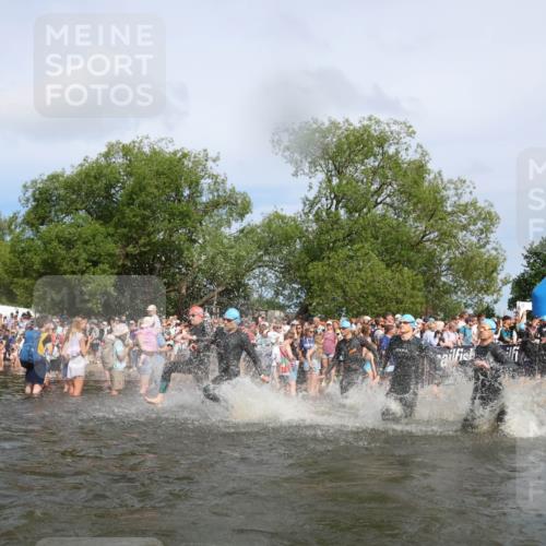 21.06.2026 - Viking Triathlon Michael Strokosch http://msf.ph/oto/9842409 21.06.2026 10:03:24 Schwimmen 58, 84, 118, 143, 202, 303, 328, 364, 419, 455, 457, 487, 556, 656, 667 meine-sportfotos.de