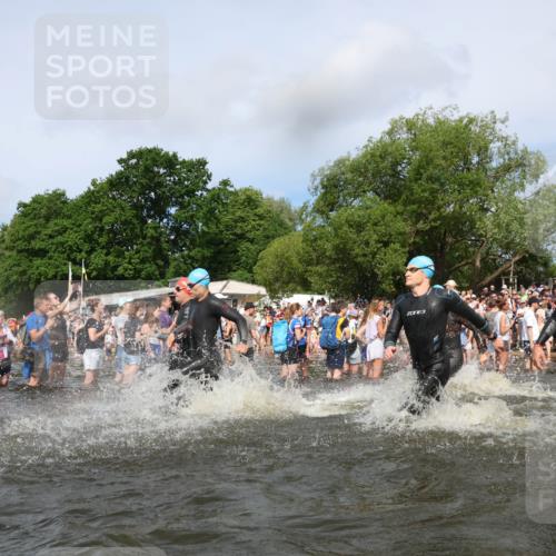21.06.2026 - Viking Triathlon Michael Strokosch http://msf.ph/oto/9842417 21.06.2026 10:03:25 Schwimmen 58, 84, 118, 143, 202, 303, 328, 364, 419, 455, 457, 487, 556, 656, 667 meine-sportfotos.de