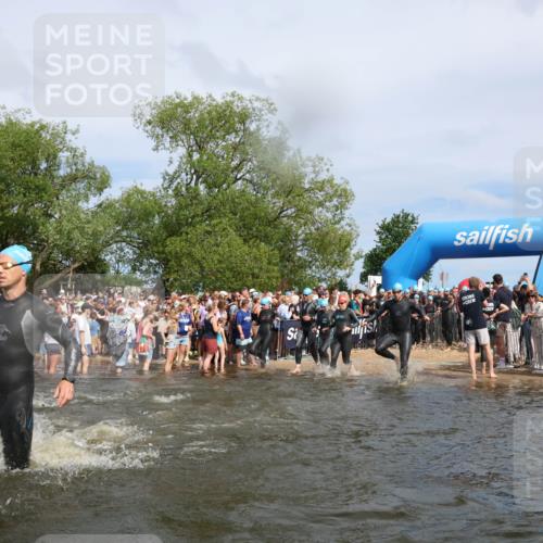 21.06.2026 - Viking Triathlon Michael Strokosch http://msf.ph/oto/9842420 21.06.2026 10:03:26 Schwimmen 58, 84, 118, 143, 202, 303, 328, 364, 419, 455, 457, 487, 556, 656, 667 meine-sportfotos.de