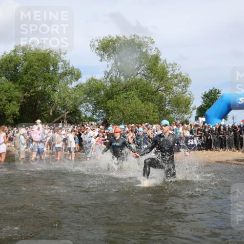 21.06.2026 - Viking Triathlon Michael Strokosch http://msf.ph/oto/9842429 21.06.2026 10:03:28 Schwimmen 53, 84, 95, 118, 143, 251, 303, 327, 328, 364, 423, 457, 556, 656, 667 meine-sportfotos.de