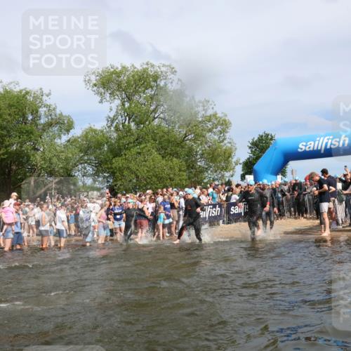21.06.2026 - Viking Triathlon Michael Strokosch http://msf.ph/oto/9842488 21.06.2026 10:03:41 Schwimmen 53, 95, 137, 144, 229, 251, 323, 327, 340, 423, 436, 450, 458, 521, 559 meine-sportfotos.de