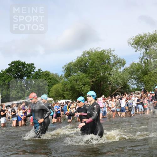 21.06.2026 - Viking Triathlon Michael Strokosch http://msf.ph/oto/9842575 21.06.2026 10:03:57 Schwimmen 122, 266, 268, 287, 291, 339, 384, 460, 531, 552, 554, 608, 645, 649 meine-sportfotos.de