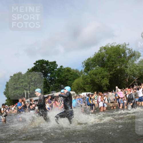 21.06.2026 - Viking Triathlon Michael Strokosch http://msf.ph/oto/9842590 21.06.2026 10:04:00 Schwimmen 122, 195, 197, 266, 268, 279, 333, 384, 460, 531, 552, 554, 608, 645, 654 meine-sportfotos.de