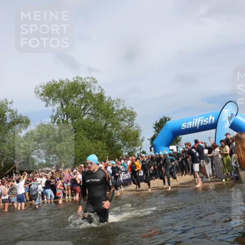 21.06.2026 - Viking Triathlon Michael Strokosch http://msf.ph/oto/9842597 21.06.2026 10:04:01 Schwimmen 122, 195, 197, 266, 268, 279, 333, 384, 460, 531, 552, 554, 608, 645, 654 meine-sportfotos.de