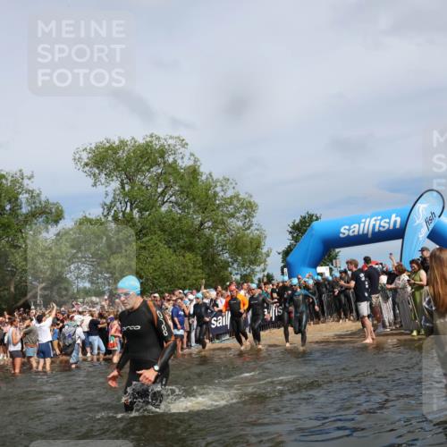 21.06.2026 - Viking Triathlon Michael Strokosch http://msf.ph/oto/9842600 21.06.2026 10:04:02 Schwimmen 122, 195, 197, 266, 268, 279, 333, 384, 460, 531, 552, 554, 608, 645, 654 meine-sportfotos.de