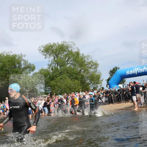 21.06.2026 - Viking Triathlon Michael Strokosch http://msf.ph/oto/9842608 21.06.2026 10:04:03 Schwimmen 122, 195, 197, 266, 268, 279, 333, 384, 460, 531, 552, 554, 608, 645, 654 meine-sportfotos.de