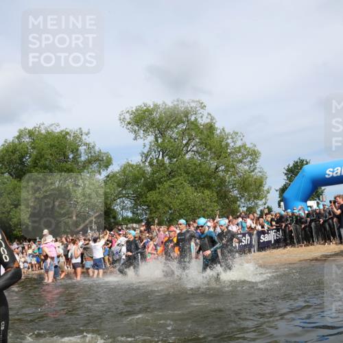 21.06.2026 - Viking Triathlon Michael Strokosch http://msf.ph/oto/9842612 21.06.2026 10:04:03 Schwimmen 122, 195, 197, 266, 268, 279, 333, 384, 460, 531, 552, 554, 608, 645, 654 meine-sportfotos.de