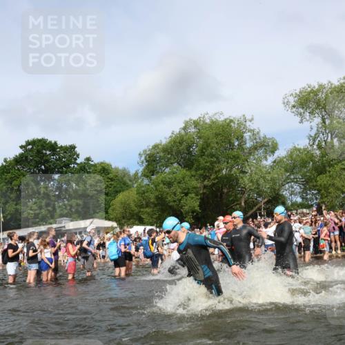21.06.2026 - Viking Triathlon Michael Strokosch http://msf.ph/oto/9842622 21.06.2026 10:04:05 Schwimmen 122, 195, 197, 243, 266, 269, 279, 333, 384, 397, 400, 460, 496, 645, 654 meine-sportfotos.de