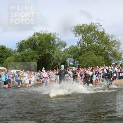 21.06.2026 - Viking Triathlon Michael Strokosch http://msf.ph/oto/9842639 21.06.2026 10:04:09 Schwimmen 195, 197, 227, 239, 243, 269, 279, 333, 397, 400, 496, 526, 654, 666 meine-sportfotos.de
