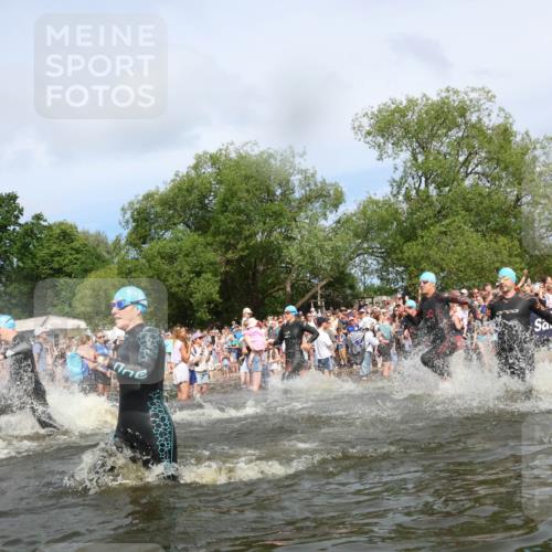 21.06.2026 - Viking Triathlon Michael Strokosch http://msf.ph/oto/9842668 21.06.2026 10:04:18 Schwimmen 96, 179, 205, 213, 227, 239, 243, 256, 269, 377, 397, 400, 411, 496, 526, 602, 614, 666 meine-sportfotos.de