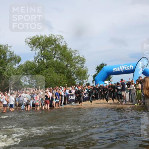 21.06.2026 - Viking Triathlon Michael Strokosch http://msf.ph/oto/9842673 21.06.2026 10:04:21 Schwimmen 96, 132, 179, 205, 213, 227, 239, 241, 256, 377, 411, 526, 602, 614, 666 meine-sportfotos.de