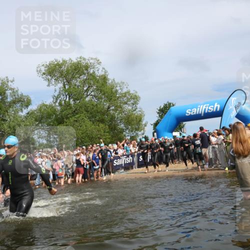 21.06.2026 - Viking Triathlon Michael Strokosch http://msf.ph/oto/9842688 21.06.2026 10:04:26 Schwimmen 96, 125, 132, 179, 205, 213, 241, 256, 398, 411, 465, 590, 602, 614, 658 meine-sportfotos.de