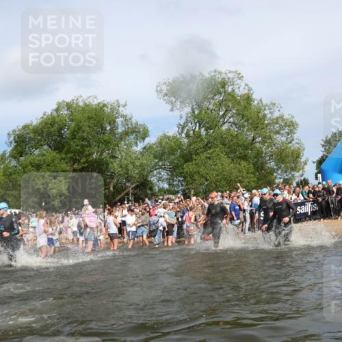 21.06.2026 - Viking Triathlon Michael Strokosch http://msf.ph/oto/9842695 21.06.2026 10:04:28 Schwimmen 96, 125, 132, 179, 241, 398, 465, 590, 602, 614, 658 meine-sportfotos.de