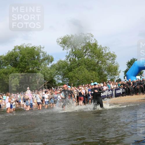 21.06.2026 - Viking Triathlon Michael Strokosch http://msf.ph/oto/9842697 21.06.2026 10:04:29 Schwimmen 125, 132, 167, 179, 241, 358, 398, 425, 465, 473, 590, 602, 614, 647, 658 meine-sportfotos.de
