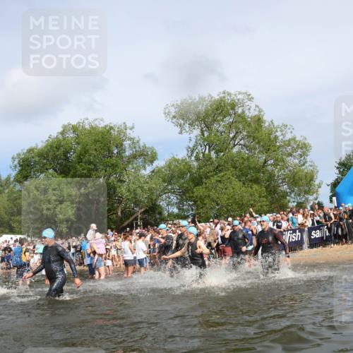 21.06.2026 - Viking Triathlon Michael Strokosch http://msf.ph/oto/9842724 21.06.2026 10:04:39 Schwimmen 44, 63, 150, 167, 231, 232, 247, 349, 355, 358, 425, 473, 484, 511, 647 meine-sportfotos.de