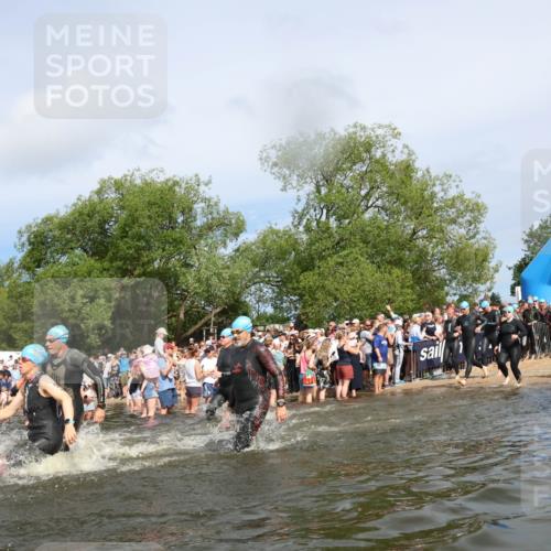 21.06.2026 - Viking Triathlon Michael Strokosch http://msf.ph/oto/9842730 21.06.2026 10:04:41 Schwimmen 44, 63, 150, 167, 231, 232, 247, 349, 355, 358, 425, 473, 484, 511, 647 meine-sportfotos.de