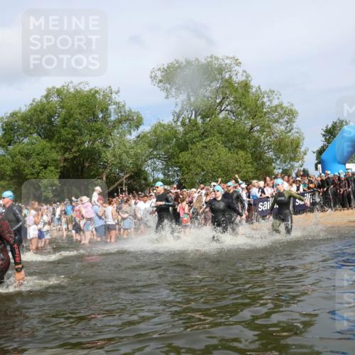 21.06.2026 - Viking Triathlon Michael Strokosch http://msf.ph/oto/9842734 21.06.2026 10:04:43 Schwimmen 44, 63, 150, 167, 231, 232, 247, 286, 349, 355, 358, 425, 473, 484, 511, 647 meine-sportfotos.de