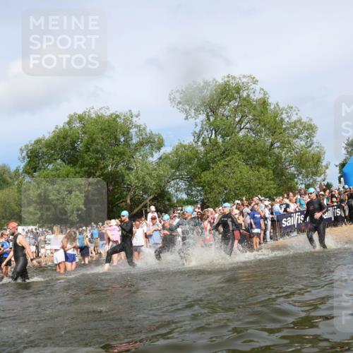 21.06.2026 - Viking Triathlon Michael Strokosch http://msf.ph/oto/9842749 21.06.2026 10:04:48 Schwimmen 22, 34, 44, 63, 150, 175, 231, 247, 286, 351, 355, 484, 511 meine-sportfotos.de