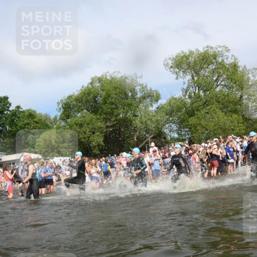 21.06.2026 - Viking Triathlon Michael Strokosch http://msf.ph/oto/9842751 21.06.2026 10:04:49 Schwimmen 22, 34, 44, 150, 175, 214, 231, 247, 286, 351, 355 meine-sportfotos.de