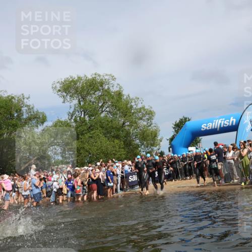 21.06.2026 - Viking Triathlon Michael Strokosch http://msf.ph/oto/9842759 21.06.2026 10:04:52 Schwimmen 22, 34, 44, 150, 175, 214, 247, 286, 351, 353, 355, 456, 492, 508 meine-sportfotos.de