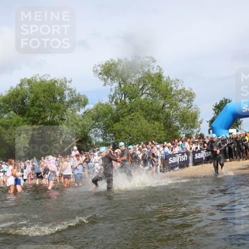 21.06.2026 - Viking Triathlon Michael Strokosch http://msf.ph/oto/9842763 21.06.2026 10:04:54 Schwimmen 22, 34, 175, 214, 286, 318, 350, 351, 353, 456, 461, 492, 508, 516, 650 meine-sportfotos.de