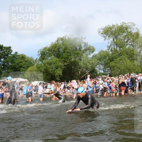21.06.2026 - Viking Triathlon Michael Strokosch http://msf.ph/oto/9842773 21.06.2026 10:04:57 Schwimmen 22, 34, 175, 214, 286, 318, 350, 351, 353, 456, 461, 492, 508, 516, 650 meine-sportfotos.de