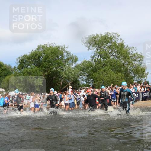 21.06.2026 - Viking Triathlon Michael Strokosch http://msf.ph/oto/9842782 21.06.2026 10:05:00 Schwimmen 214, 225, 297, 304, 318, 350, 353, 442, 456, 461, 492, 497, 508, 516, 650 meine-sportfotos.de