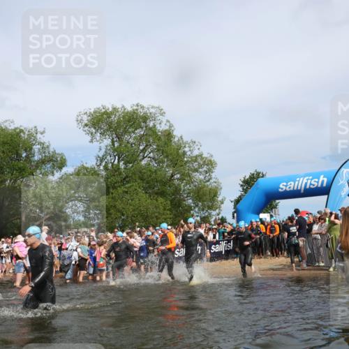 21.06.2026 - Viking Triathlon Michael Strokosch http://msf.ph/oto/9842806 21.06.2026 10:05:08 Schwimmen 165, 225, 296, 297, 301, 304, 318, 350, 370, 442, 461, 497, 516, 562, 650 meine-sportfotos.de
