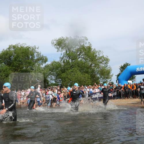 21.06.2026 - Viking Triathlon Michael Strokosch http://msf.ph/oto/9842809 21.06.2026 10:05:09 Schwimmen 165, 225, 296, 297, 301, 304, 370, 442, 497, 519, 562, 601, 617 meine-sportfotos.de