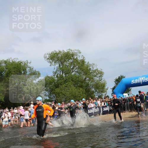 21.06.2026 - Viking Triathlon Michael Strokosch http://msf.ph/oto/9842833 21.06.2026 10:05:18 Schwimmen 33, 165, 198, 211, 296, 301, 341, 370, 472, 493, 519, 562, 601, 617, 632 meine-sportfotos.de