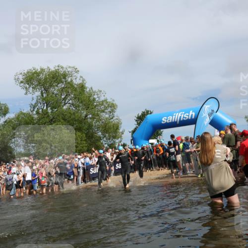 21.06.2026 - Viking Triathlon Michael Strokosch http://msf.ph/oto/9842846 21.06.2026 10:05:22 Schwimmen 33, 86, 198, 211, 230, 302, 308, 341, 459, 472, 493, 519, 601, 617, 632 meine-sportfotos.de