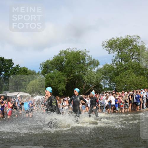 21.06.2026 - Viking Triathlon Michael Strokosch http://msf.ph/oto/9842854 21.06.2026 10:05:25 Schwimmen 33, 86, 88, 230, 302, 308, 330, 331, 341, 414, 452, 459, 472, 493, 632 meine-sportfotos.de