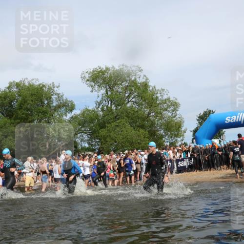 21.06.2026 - Viking Triathlon Michael Strokosch http://msf.ph/oto/9842869 21.06.2026 10:05:34 Schwimmen 88, 134, 234, 262, 276, 330, 331, 387, 399, 414, 452, 471, 482, 520, 663 meine-sportfotos.de