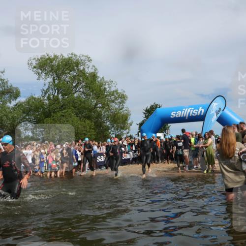 21.06.2026 - Viking Triathlon Michael Strokosch http://msf.ph/oto/9842873 21.06.2026 10:05:37 Schwimmen 88, 134, 234, 262, 276, 330, 331, 387, 399, 414, 452, 471, 482, 520, 663 meine-sportfotos.de