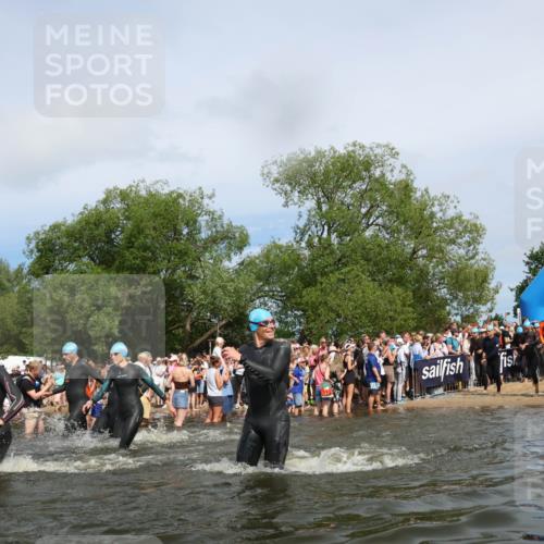 21.06.2026 - Viking Triathlon Michael Strokosch http://msf.ph/oto/9842885 21.06.2026 10:05:41 Schwimmen 45, 134, 234, 262, 276, 316, 387, 393, 399, 471, 482, 520, 528, 578, 663 meine-sportfotos.de