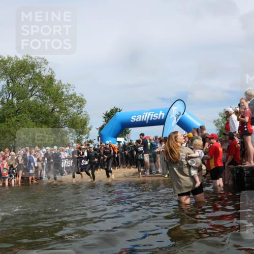 21.06.2026 - Viking Triathlon Michael Strokosch http://msf.ph/oto/9842888 21.06.2026 10:05:42 Schwimmen 45, 134, 234, 262, 276, 316, 387, 393, 399, 471, 482, 520, 528, 578, 663 meine-sportfotos.de