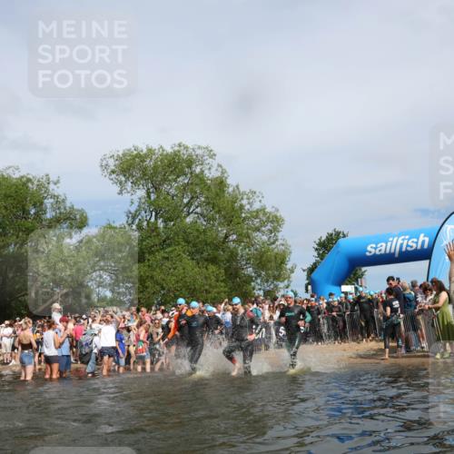 21.06.2026 - Viking Triathlon Michael Strokosch http://msf.ph/oto/9842902 21.06.2026 10:05:48 Schwimmen 45, 78, 160, 183, 193, 234, 316, 387, 393, 399, 482, 528, 567, 578, 663 meine-sportfotos.de