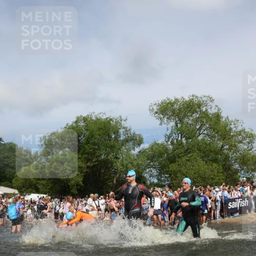 21.06.2026 - Viking Triathlon Michael Strokosch http://msf.ph/oto/9842908 21.06.2026 10:05:50 Schwimmen 45, 78, 156, 160, 183, 193, 282, 316, 393, 498, 505, 528, 563, 567, 578 meine-sportfotos.de