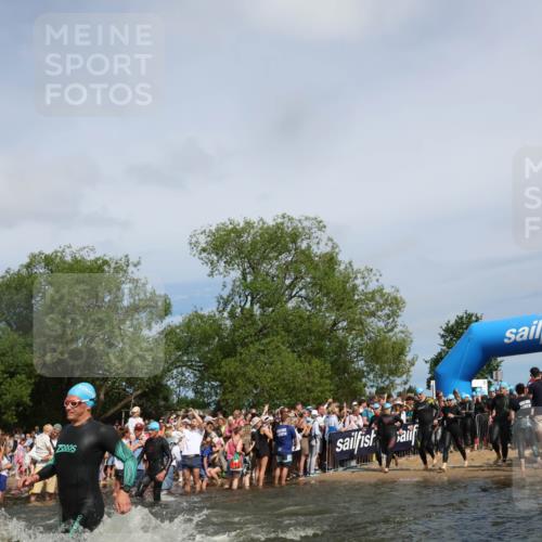 21.06.2026 - Viking Triathlon Michael Strokosch http://msf.ph/oto/9842912 21.06.2026 10:05:51 Schwimmen 45, 78, 156, 160, 183, 193, 282, 316, 393, 498, 505, 528, 563, 567, 578 meine-sportfotos.de