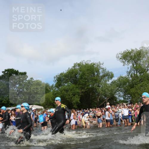 21.06.2026 - Viking Triathlon Michael Strokosch http://msf.ph/oto/9842928 21.06.2026 10:05:57 Schwimmen 78, 91, 93, 156, 160, 183, 193, 259, 261, 282, 443, 498, 505, 563, 567 meine-sportfotos.de